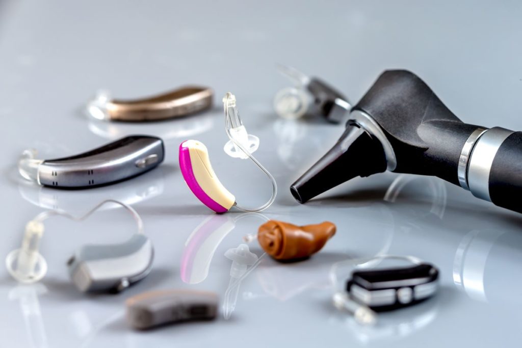 hearing aids to treat hearing loss